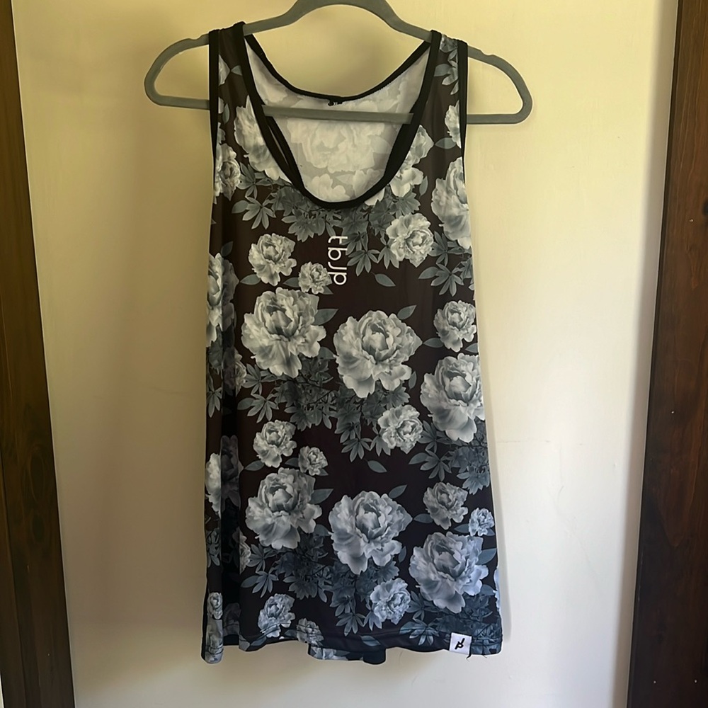 Men’s workout racerback tank top